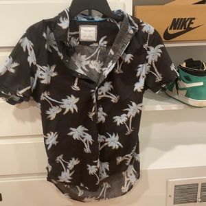 Men’s Hawaiian shirt